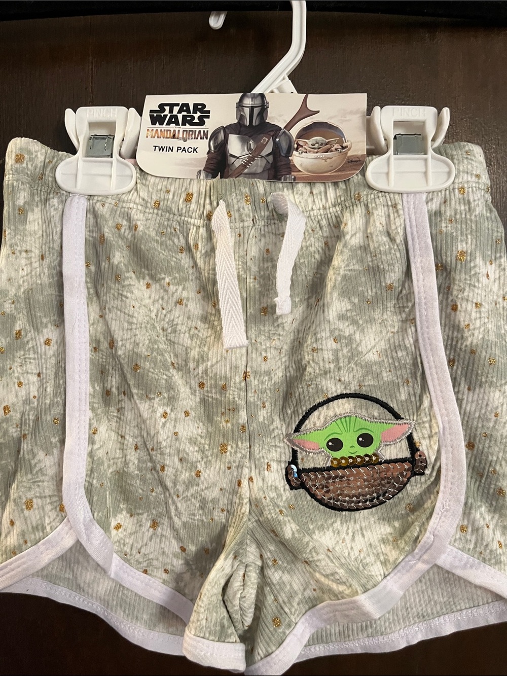 Star Wars Light Green Grogu Embroidered Lounge Shorts size 6 girls